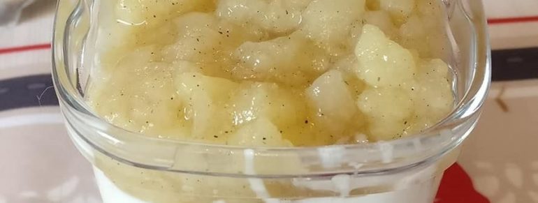 Compotée de poires à la vanille et fève Tonka