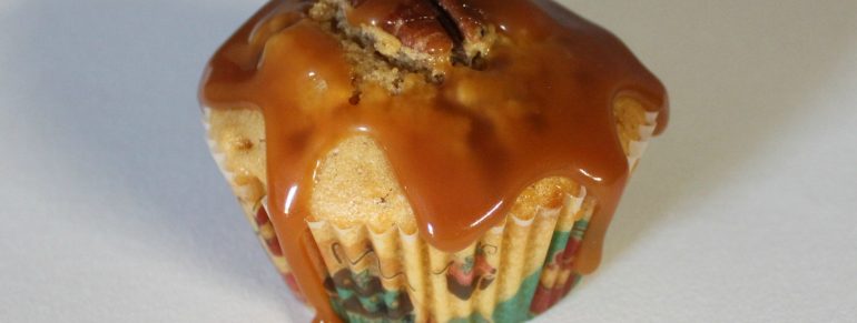 Muffins noix de pécan et caramel au beurre salé